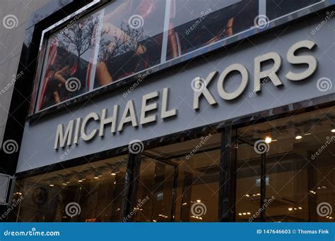 Shops with MICHAEL KORS COLLECTION in Frankfurt am Main .